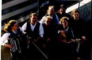 Ransta Trädgård på taket i Flogsta våren 1998.